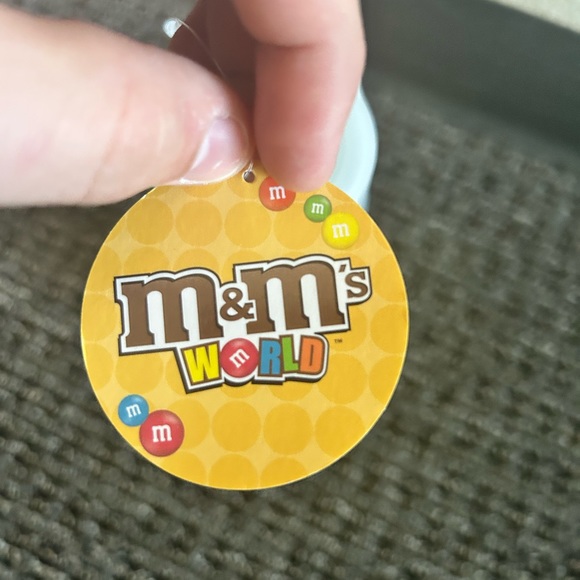 M&M Glass Water Bottle 20 Oz BPA Free Reusable Silicone Sleeve Leak Proof Lid - Picture 6 of 8